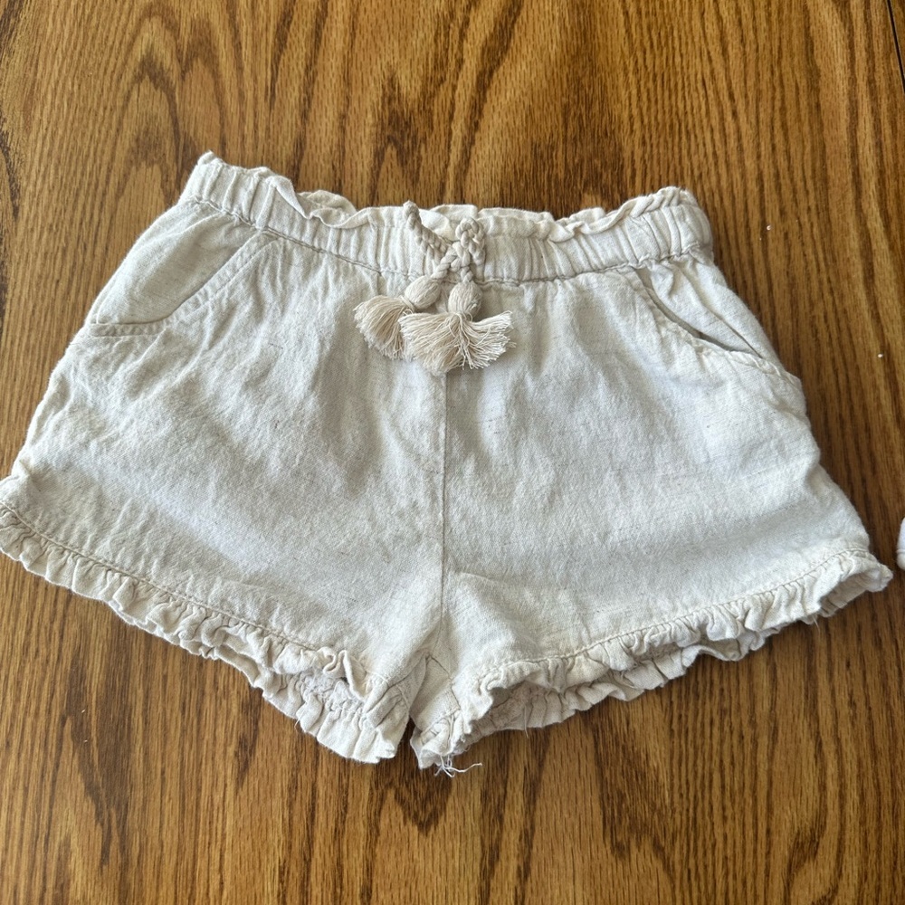 Baby Cream Ruffle Shorts